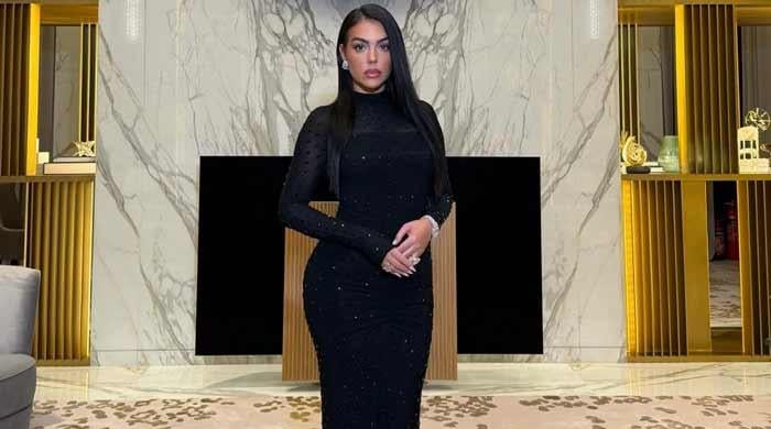 Georgina Rodriguez, Ronaldo's fiance, steals spotlight at Globe Soccer Awards 2025