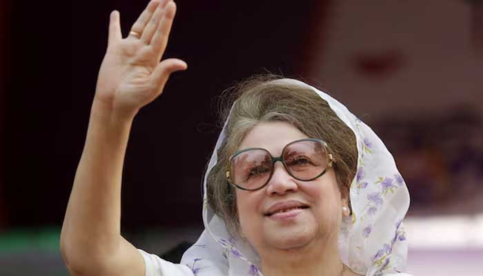 Bangladesh Nationalist Party (BNP) Chairperson Begum Khaleda Zia waves to activists as she arrives for a rally in Dhaka in this file picture taken January 20, 2014. — Reuters