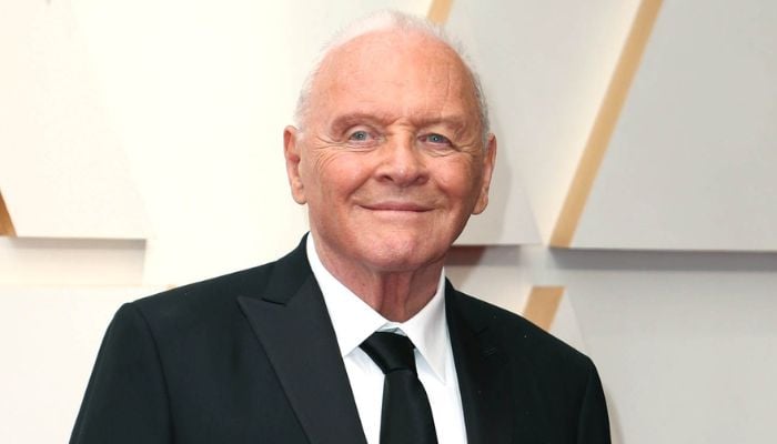 Anthony Hopkins completes 50 years of sobreity