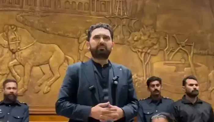 Khyber Pakhtunkhwa Chief Minister Sohail Afridi addresses Pakistan Tehreek-e-Insaf lawmakers at the Punjab Assembly in Lahore on December 26. — Screengrab via X/@PTIofficial