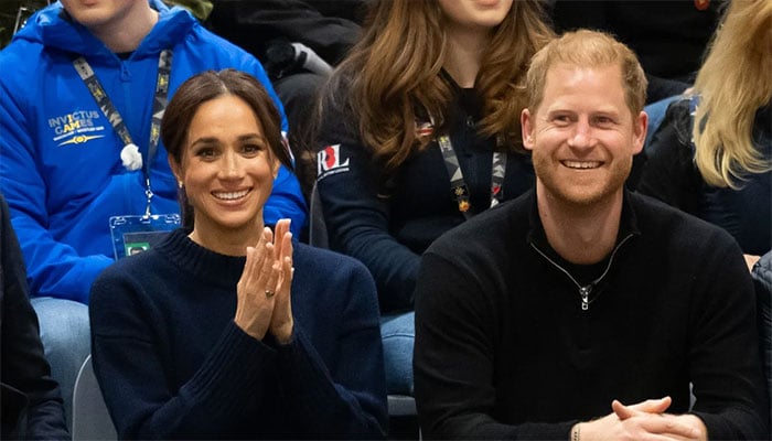 James Holt feels the pressure as Sussex transition collides with his move