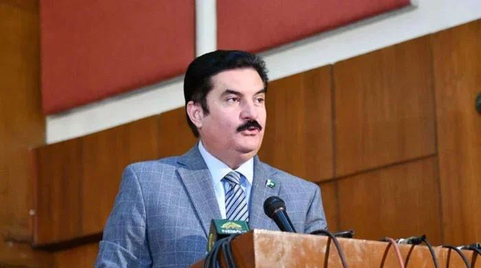 PPP not consulted on potential govt-PTI talks, says KP governor