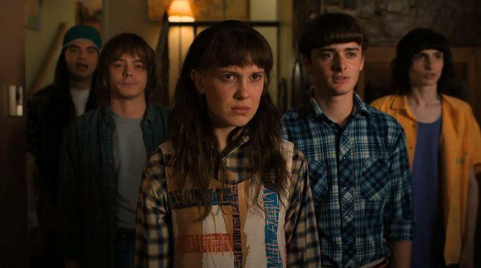 'Stranger Things' makers tease finale episode few hours before premiere
