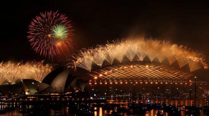 Global new year's countdown begins: Who's first to celebrate, who's last?