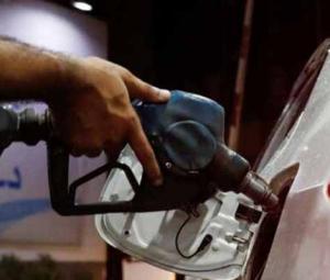 Pakistan welcomes New Year with over Rs10 per litre cut in petrol price