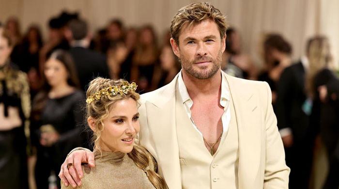 Chris Hemsworth celebrates New Year's Eve with Elsa Pataky on 'cruise'