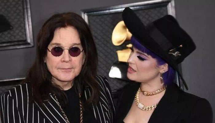 Kelly Osbourne mourns major loss after beloved father passed away