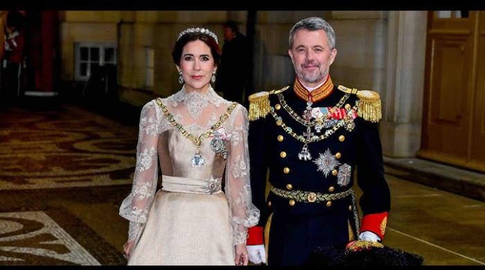 Queen Mary makes golden statement in historic night: watch