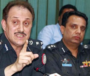 Azad Khan appointed new Karachi police chief in major reshuffle