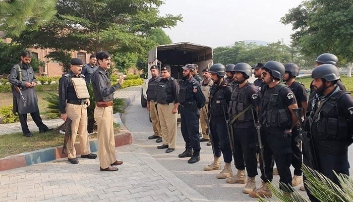 KP Police officer interacts with the personnel in this image, released on November 8, 2023. — Facebook@Khyber Pakhtunkhwa Police