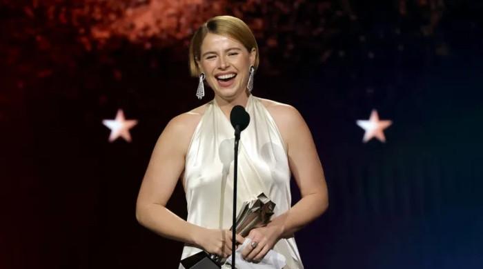 Jessie Buckley gives heartfelt shout-out to Paul Mescal after big win
