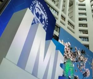 Getting over IMF dependence