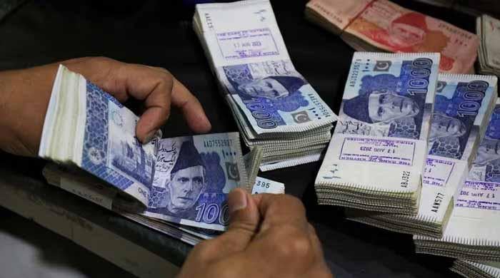 How much income tax did salaried class pay in second half of 2025?