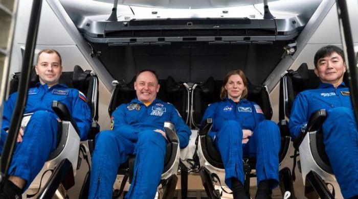 Which crew member is ill? NASA evaluates early ISS mission end after medical issue