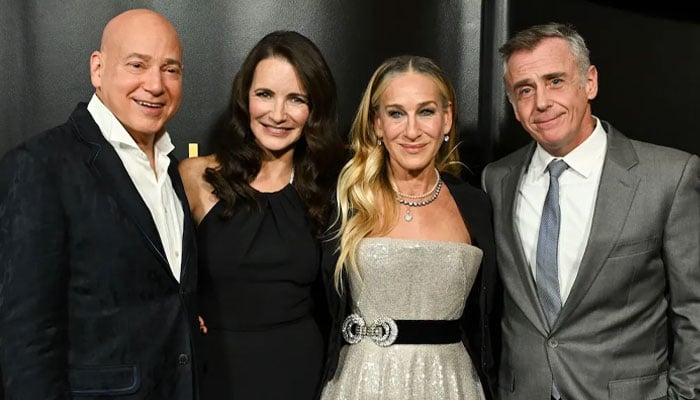 Sarah Jessica Parker reunites with ‘Sex and the City’ co-stars at Golden Eve