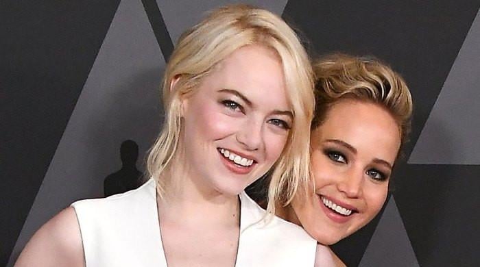 Jennifer Lawrence roasts bestie Emma Stone over SAG award nomination
