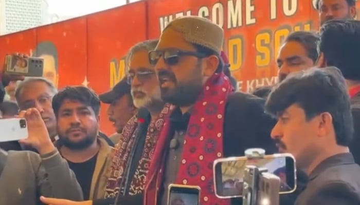 KP Chief Minister Sohail Afridi addresses PTI workers in Jamshoro, Sindh, January 10, 2025. — Screengrab via YouTube/Pakistan Tehreek-e-Insaf