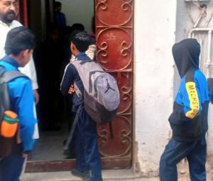 Sindh cuts school timings as cold wave grips province