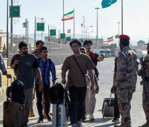 72 Pakistani students head home as protests rage in Iran, confirms envoy