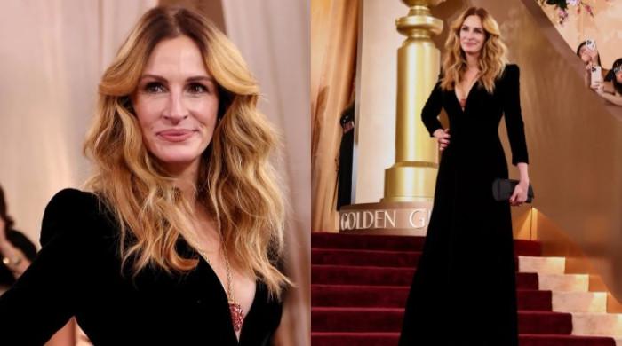 Julia Roberts pokes fun at Emma Stone at 2026 Golden Globes
