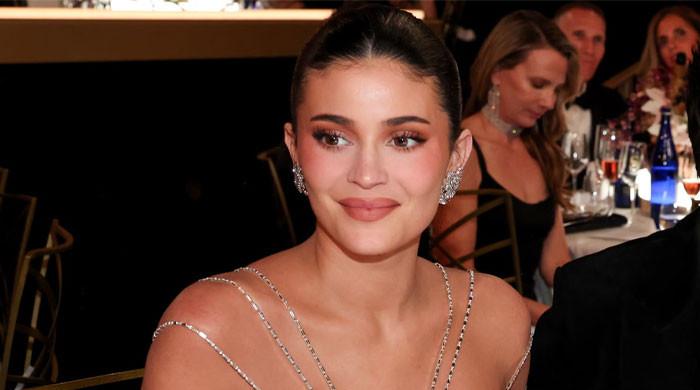 Why Kylie Jenner's Golden Globes look stirs fans frenzy?