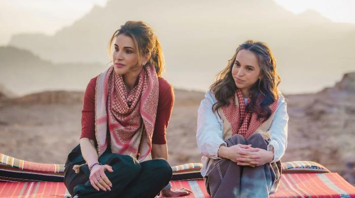 Queen Rania, Princess Salma take exciting journey in ancient land