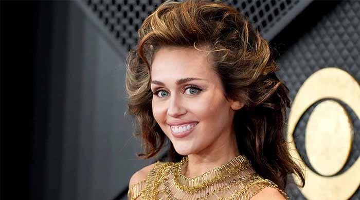 Miley Cyrus shines at Golden Globes as engagement ring steals spotlight