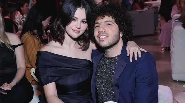 Selena Gomez, Benny Blanco turn Golden Globes into date night