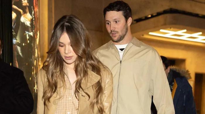 Josh Allen gushes about wife Hailee Steinfeld after missing Golden Globes