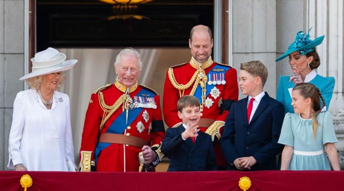 Royal family's Palace balcony secret details will shock you