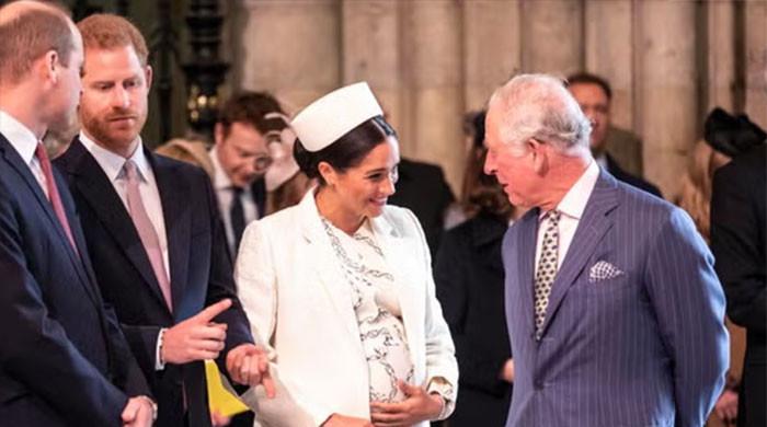 King Charles pushes Prince Harry further away to keep royal power