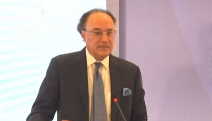 Finance Minister Muhammad Aurangzeb is addressing the Pakistan Policy Dialogue in Islamabad on January 14, 2026. — Screengrab via Geo News