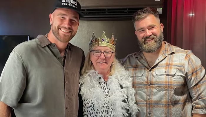 Travis and Jason Kelce shed light on mom Donnas Traitors appearance