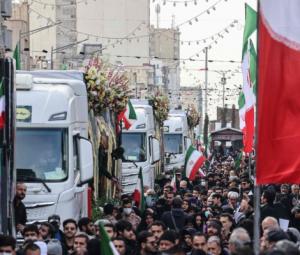 Iran warns neighbours it could strike US bases if Washington intervenes in protests