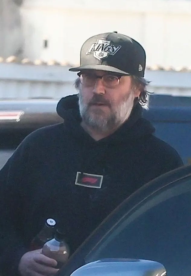 Michael Vartan makes shocking public appearance after exiting Hollywood