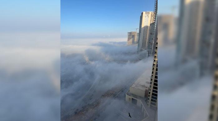 Dense fog over Karachi reduces visibility, disrupts flight operations