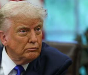 Trump says killings in Iran subsiding as experts warn on military intervention