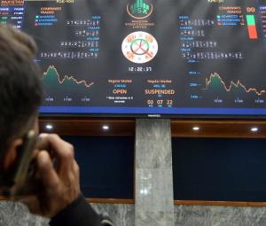 PSX rebounds on rate cut hopes, US-Iran de-escalation talk