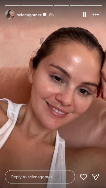 Selena Gomez ditches makeup following Golden Globes appearance