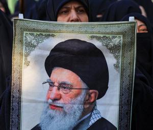 Trump welcomes Iran move on mass executions as turmoil eases