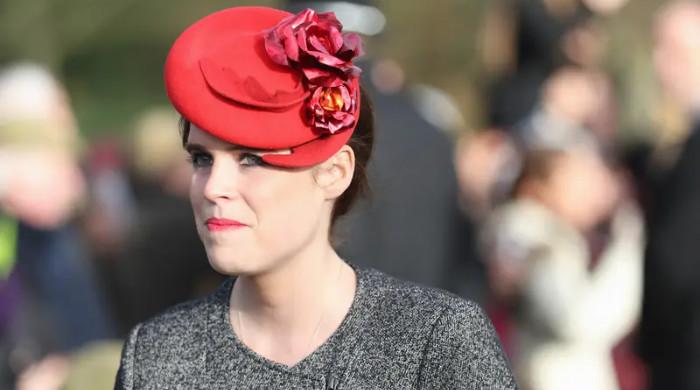 Eugenie takes careful step away from Andrew and Fergie