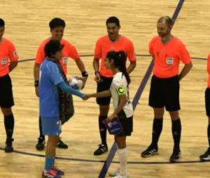 Pakistan, India women's futsal captains share rare handshake moment 