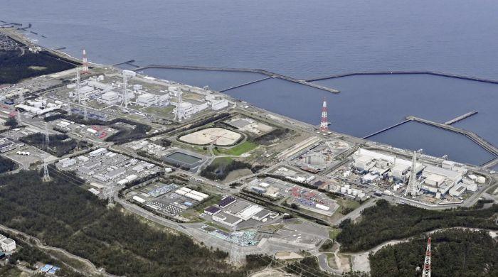 Japan delays restart of world's largest nuclear plant over safety glitch