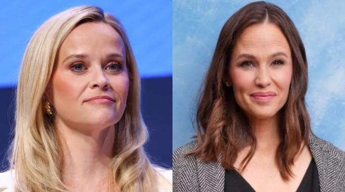 Reese Witherspoon says 'Jennifer Garner is so hard to work with'
