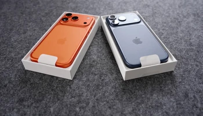 THIS is what iPhone 18 Pros display might look like