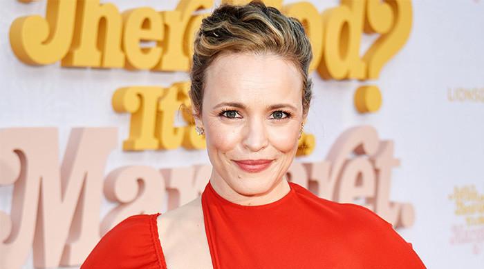 Rachel McAdams makes appearance with boyfriend at Hollyood Walk of Fame