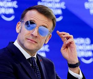 Macron's sunglasses at Davos: what is really behind the look