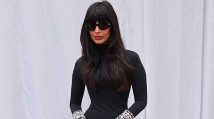 Jameela Jamil says Justin Baldoni should just stay in Sweden after on-set drama