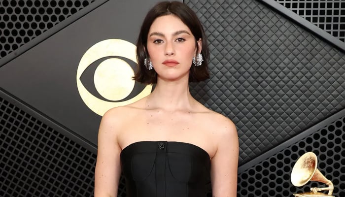 Gracie Abrams excites fans with new love song from upcoming album