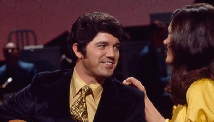 Lawrence Welk Show singer Guy Hovis dies at 84